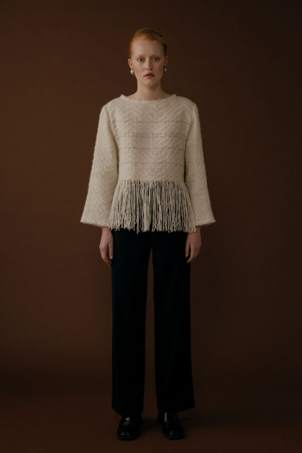 WERA – WOOL SWEATER WITH FRINGES