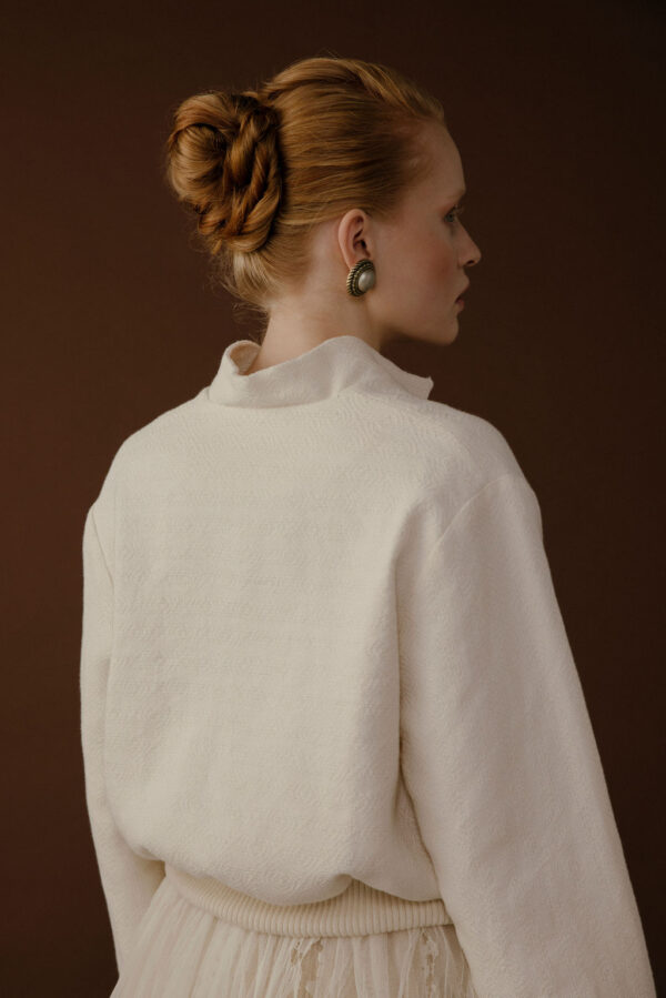 LEONIE OFFWHITE - SHORT JACKET WITH CUFFS