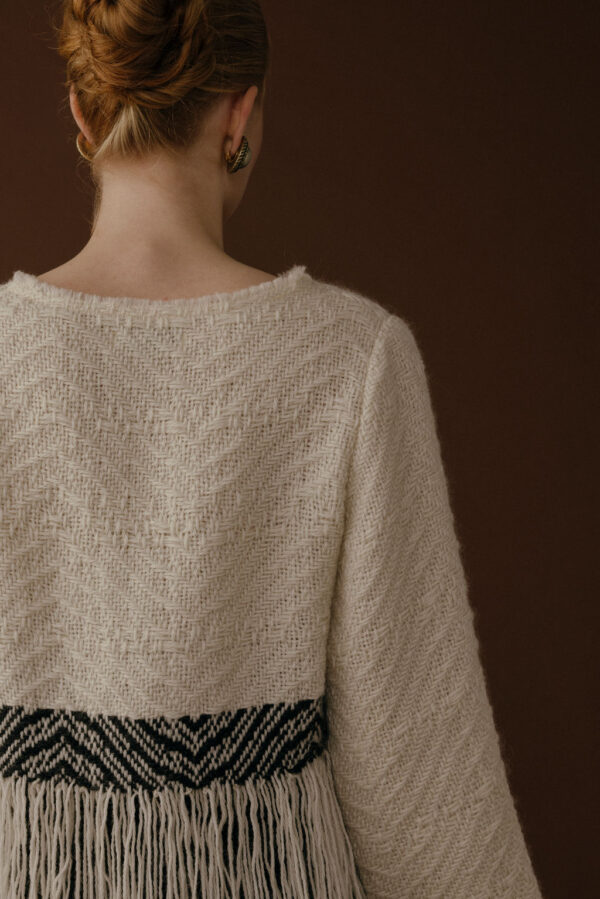WERA – WOOL SWEATER WITH FRINGES