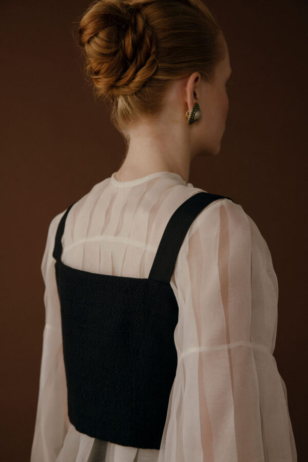 LIV – BODICE WITH ADJUSTABLE STRAPS